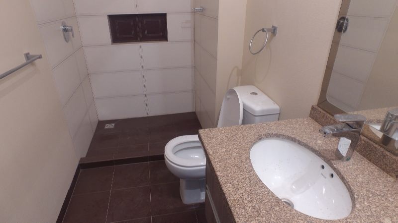 Departamento en Tiquipaya en Cochabamba 3 dormitorios 2 baños 1 parqueos Foto 9