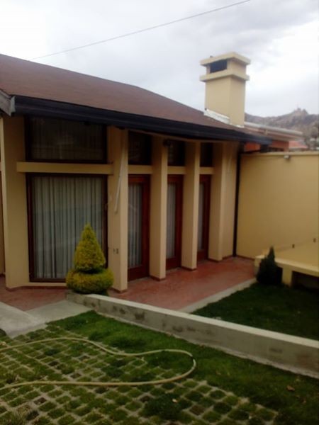 Casa en Seguencoma en La Paz 6 dormitorios 4 baños 2 parqueos Foto 16