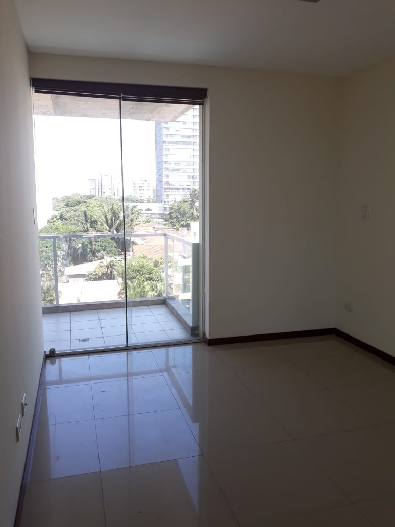 Departamento CONDOMINIO EQUIPETROL 2 en Canal Isuto entre 2do. y 3er. anillo Foto 18