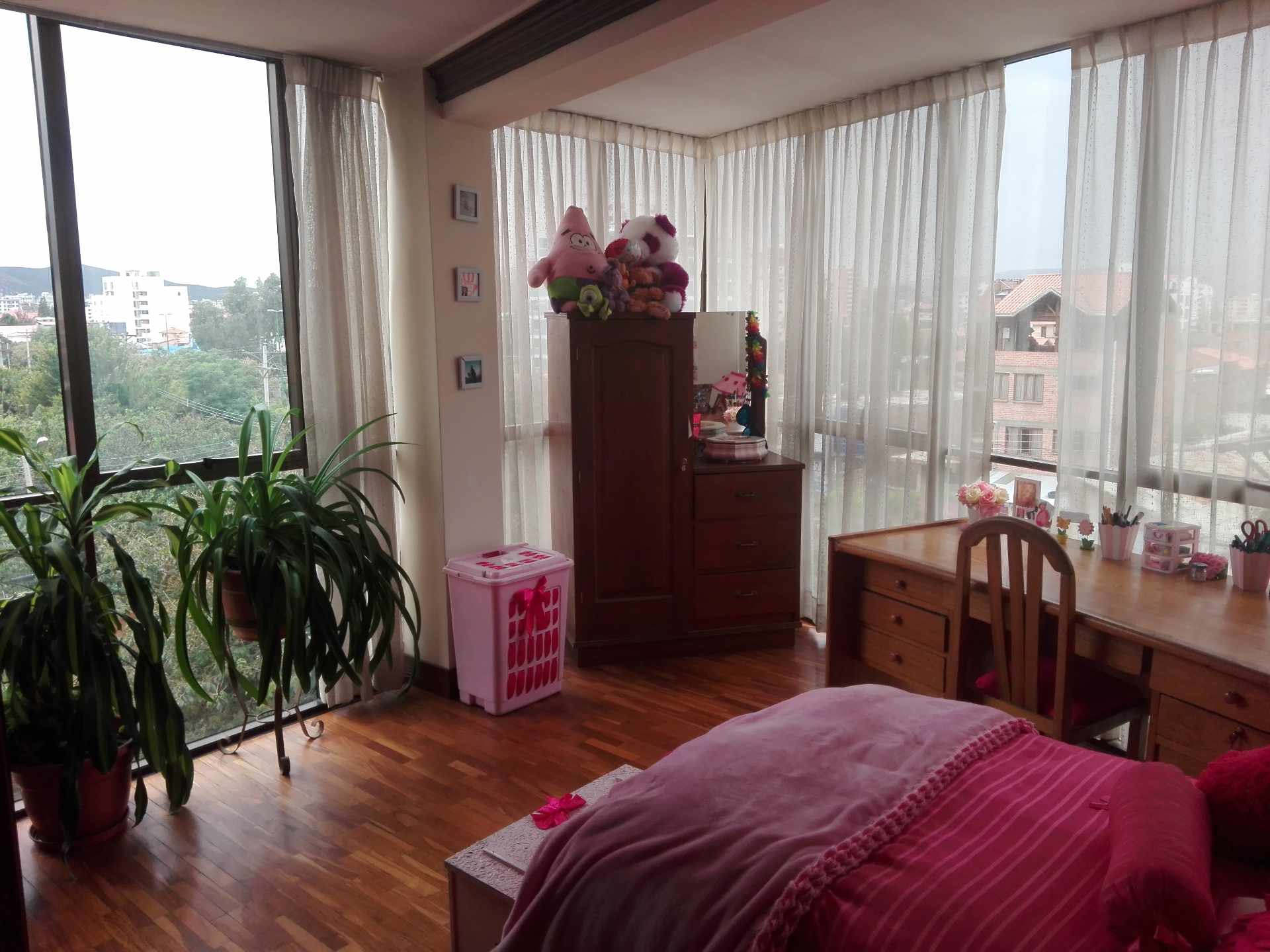 Departamento en Sarco en Cochabamba 3 dormitorios 3 baños 1 parqueos Foto 3