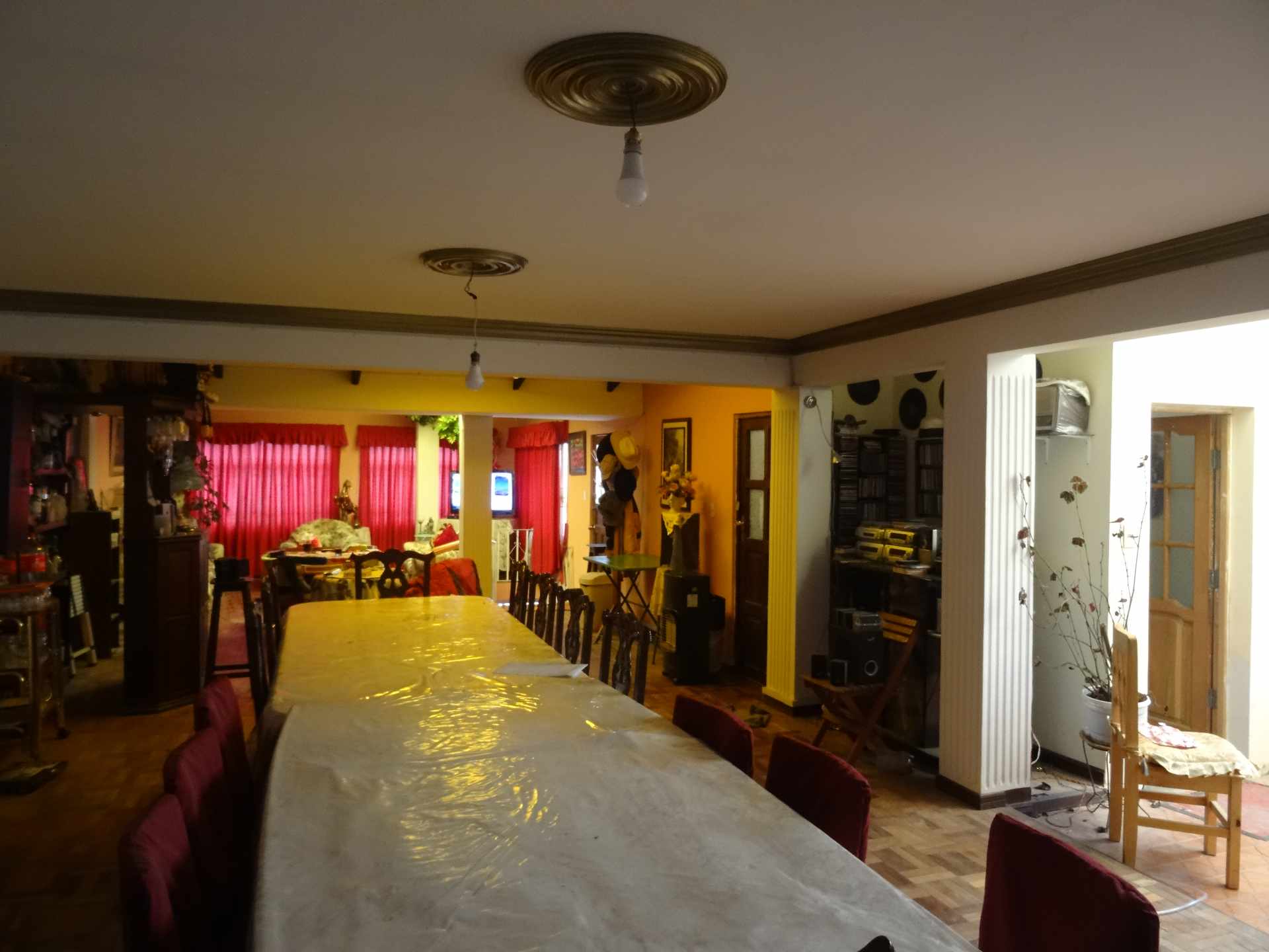 Casa en Pampahasi en La Paz 2 dormitorios 2 baños 2 parqueos Foto 3