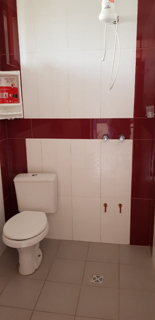 Departamento Av. Villazon km 5.5 acera sud. Sobre la avenida Foto 11