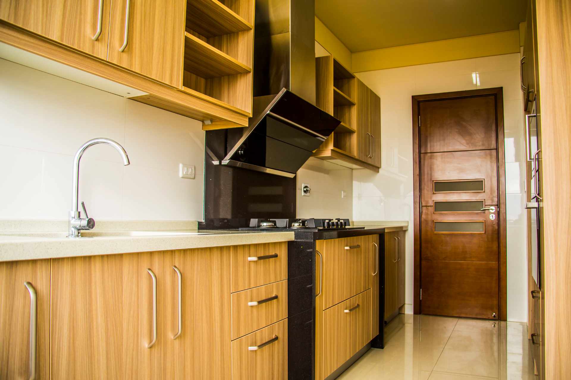 Departamento Parque Fidel Anze, entre Av. Pando y Av. Melchor Urquidi Foto 18