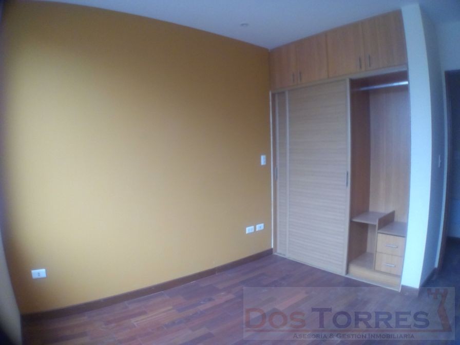 Departamento en VentaPróximo al AMERINTS 2 dormitorios 2 baños 1 parqueos Foto 2