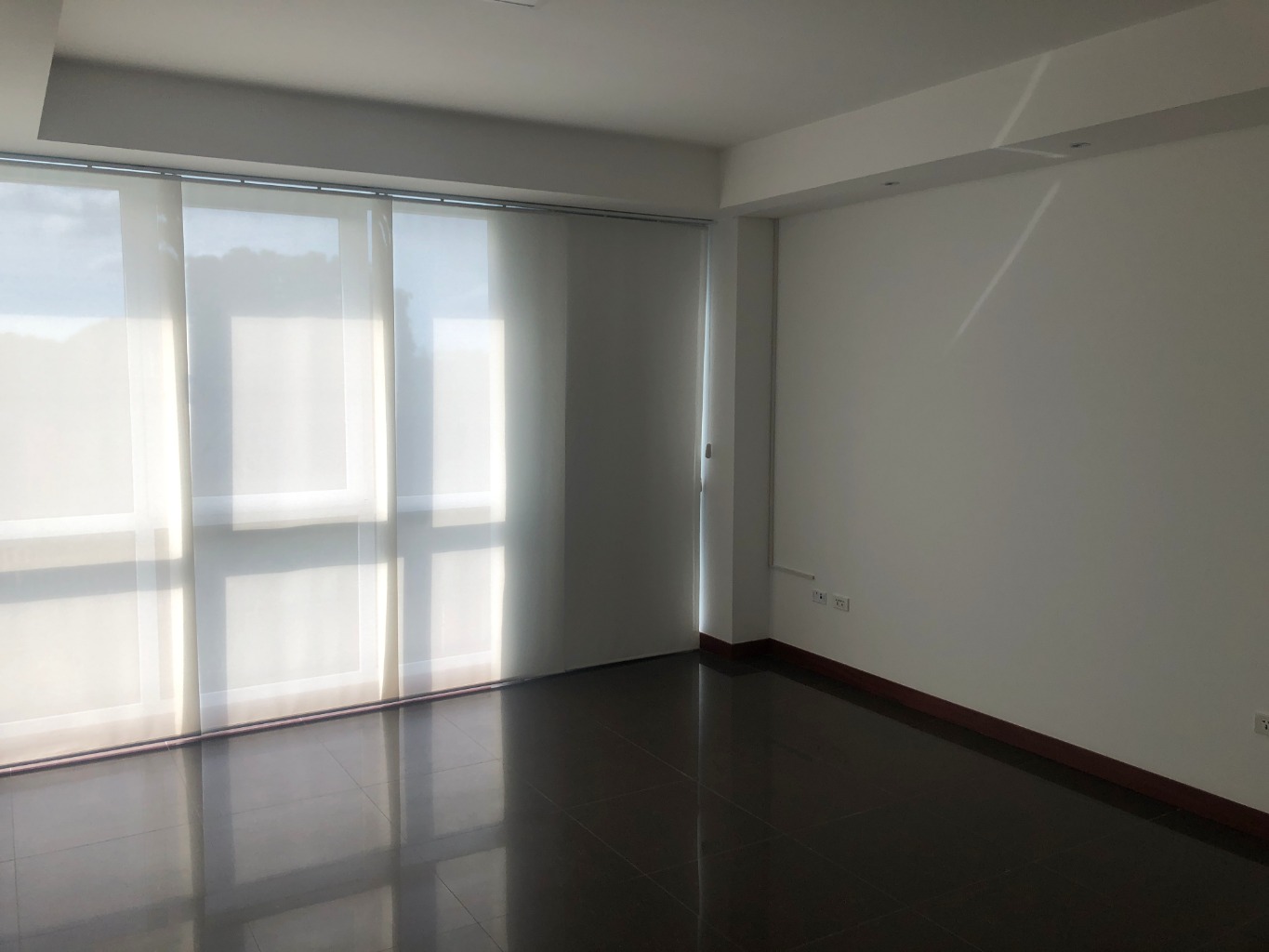 En Alquiler a $us 2,200 Foto 16