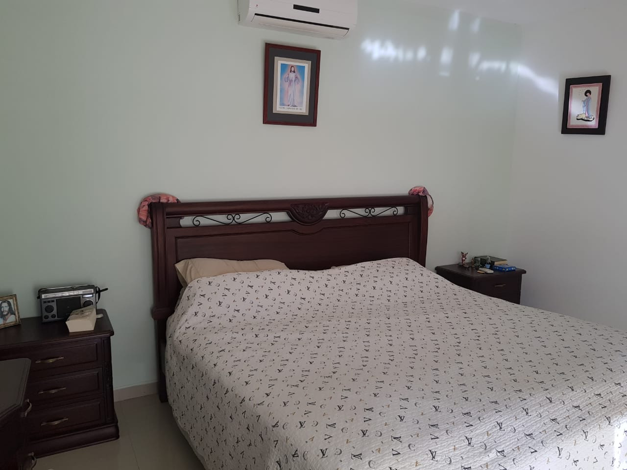 Casa en VentaCondominio Santa cruz de las colinas , Zona del urubo 4 dormitorios 2 baños 1 parqueos Foto 17