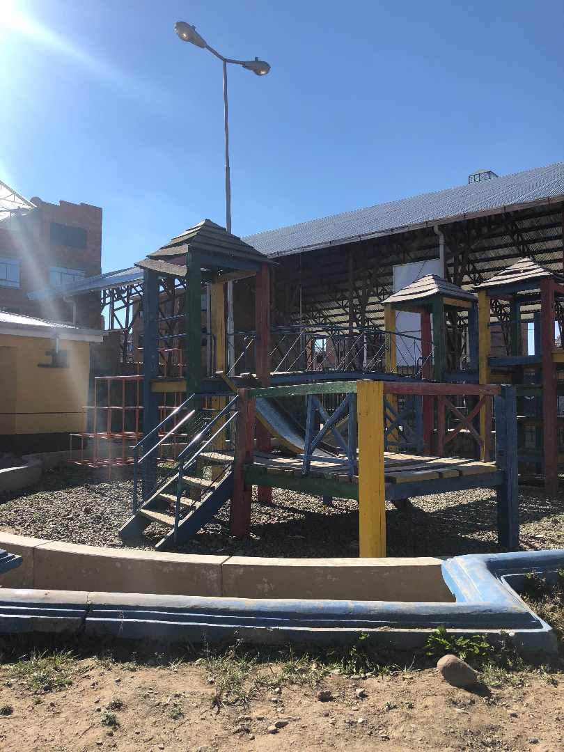 Casa en 16 de Julio en El Alto 2 dormitorios 2 baños 8 parqueos Foto 5