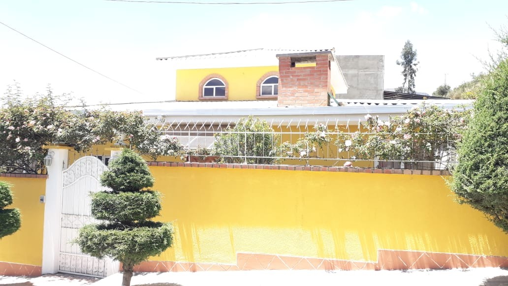 Casa en Achumani en La Paz 4 dormitorios 2 baños 2 parqueos Foto 11