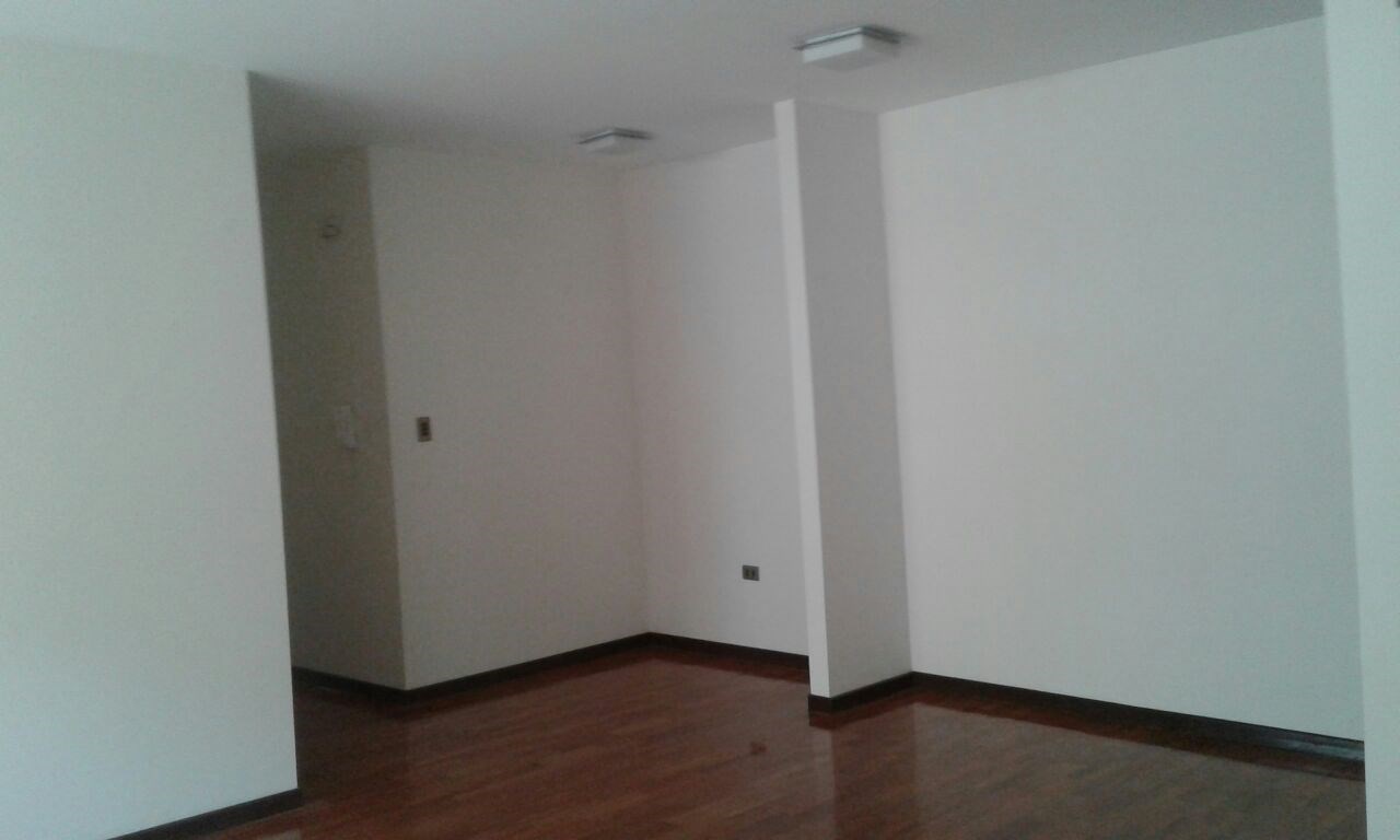 Departamento en VentaCalle Lanza entre Chuquisaca y Salamanca 3 dormitorios 2 baños 1 parqueos Foto 3