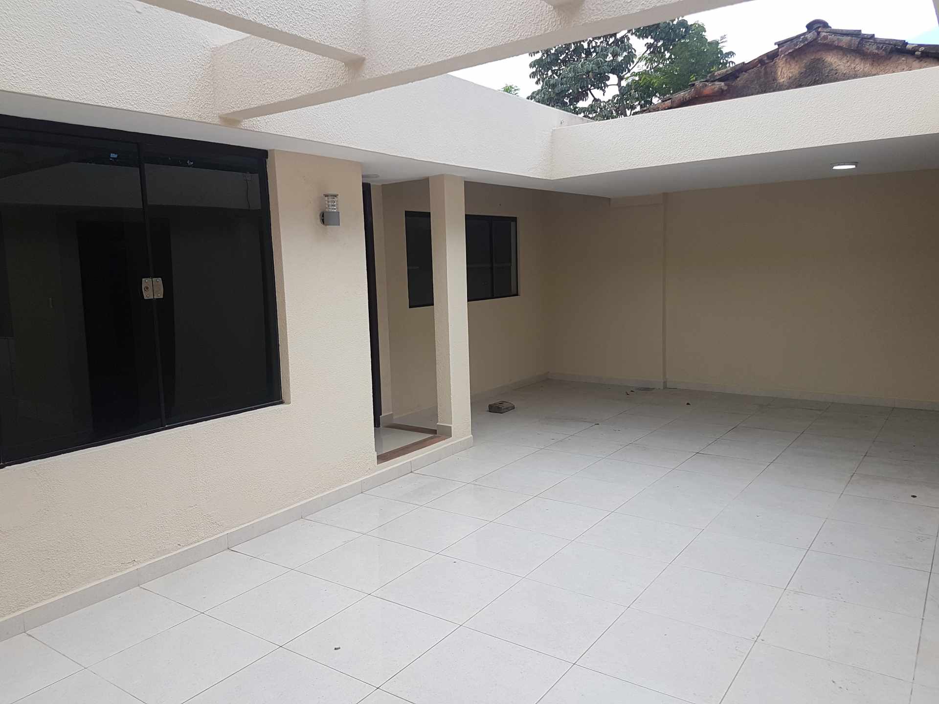 Casa en AlquilerCobija 760 Foto 3