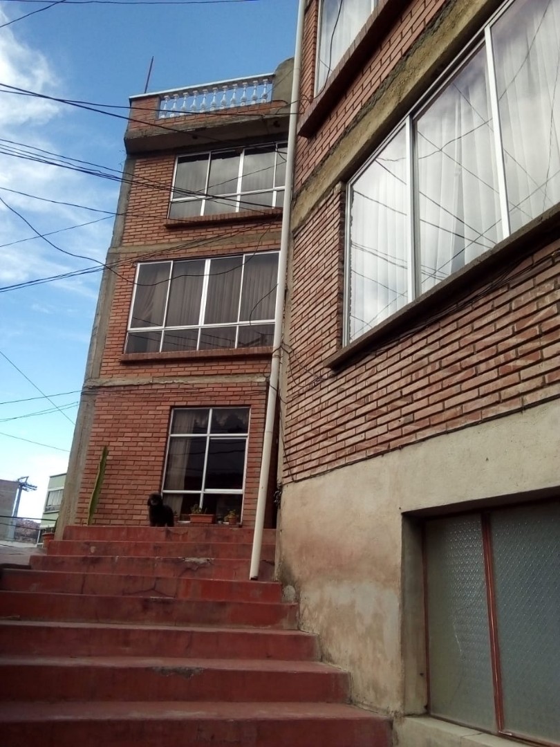 Edificio en Sopocachi en La Paz 17 dormitorios 12 baños 8 parqueos Foto 11