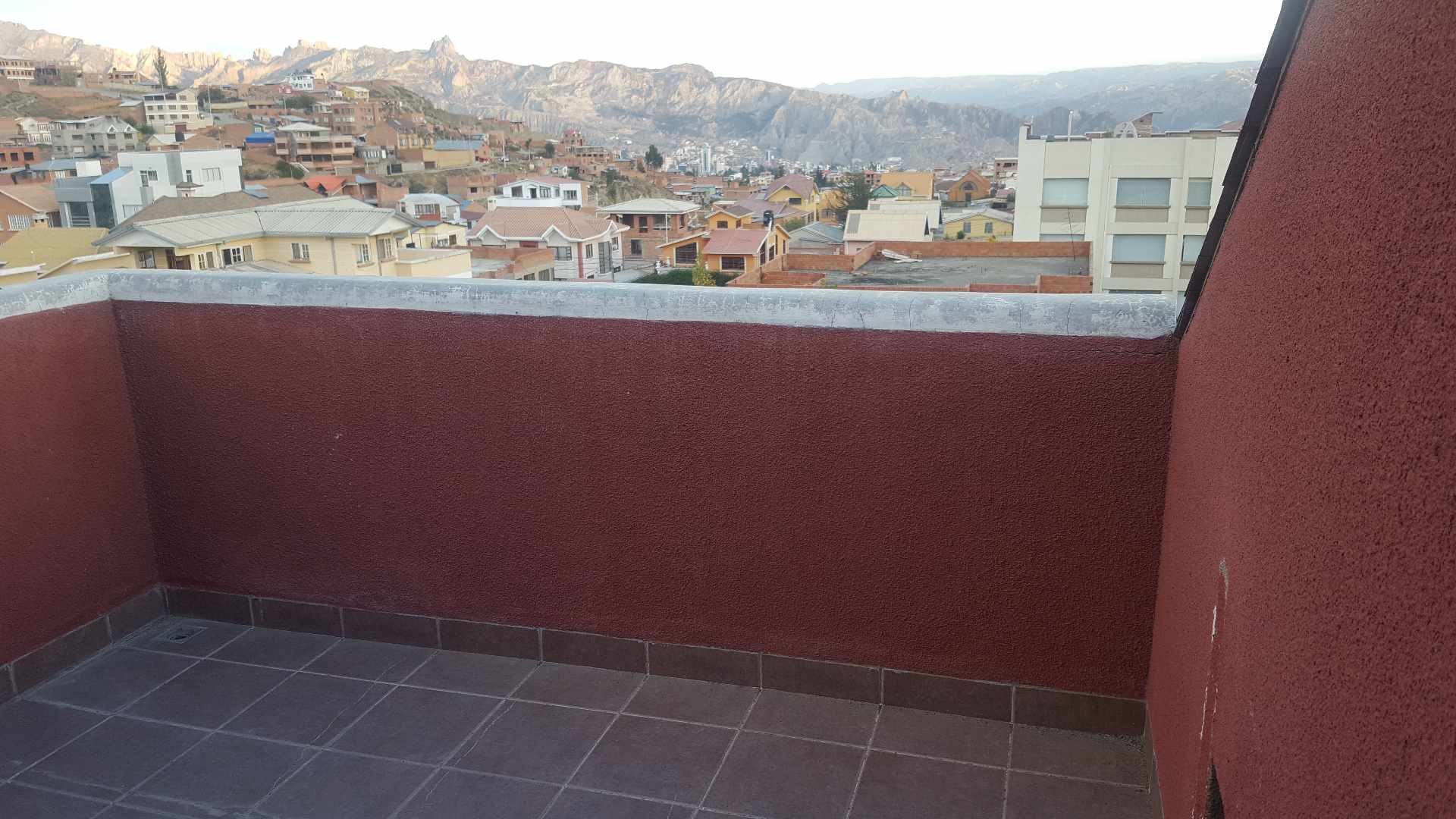 Departamento en Alto Irpavi en La Paz 3 dormitorios 4 baños 1 parqueos Foto 17
