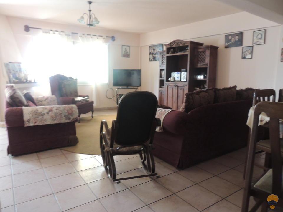 Casa en Quillacollo en Cochabamba 3 dormitorios 4 baños 2 parqueos Foto 2