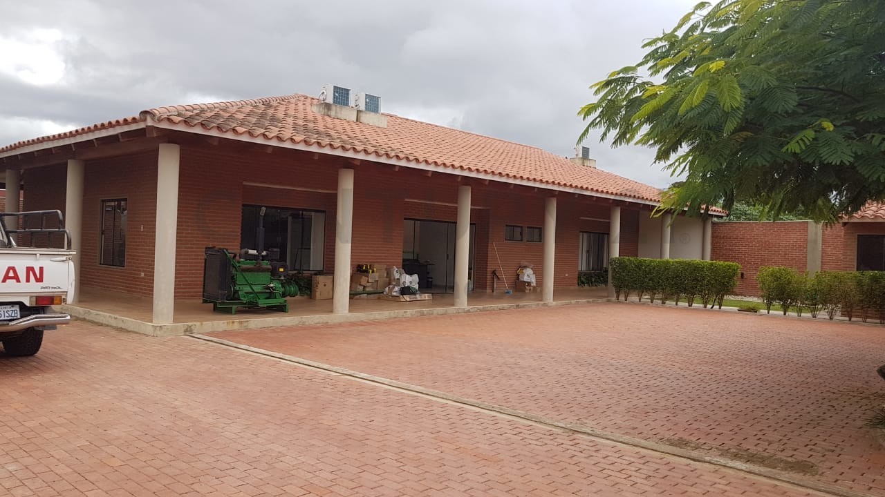 Oficina en AlquilerDirección: 6to anillo Av Pirai 
Zona: 
Municipio: Sur
Departamento: Santa Cruz
País: Bolivia Foto 5