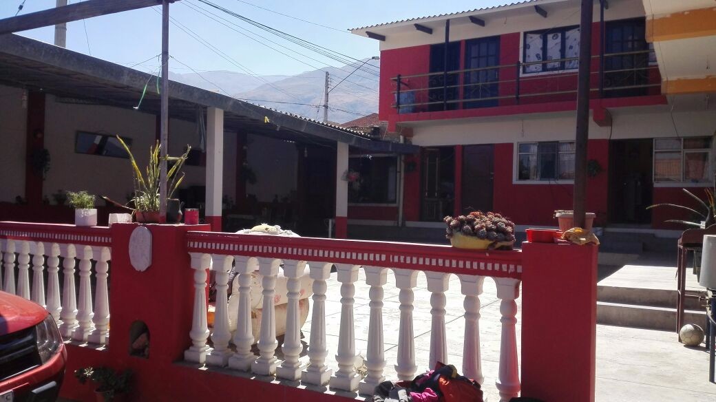 Casa en Villa Taquiña en Cochabamba 8 dormitorios 2 baños 1 parqueos Foto 4