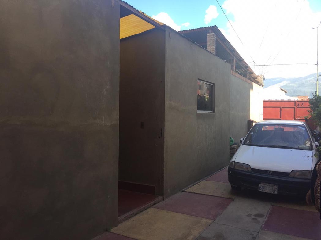 Casa en Villa Busch en Cochabamba 5 dormitorios 3 baños 2 parqueos Foto 2