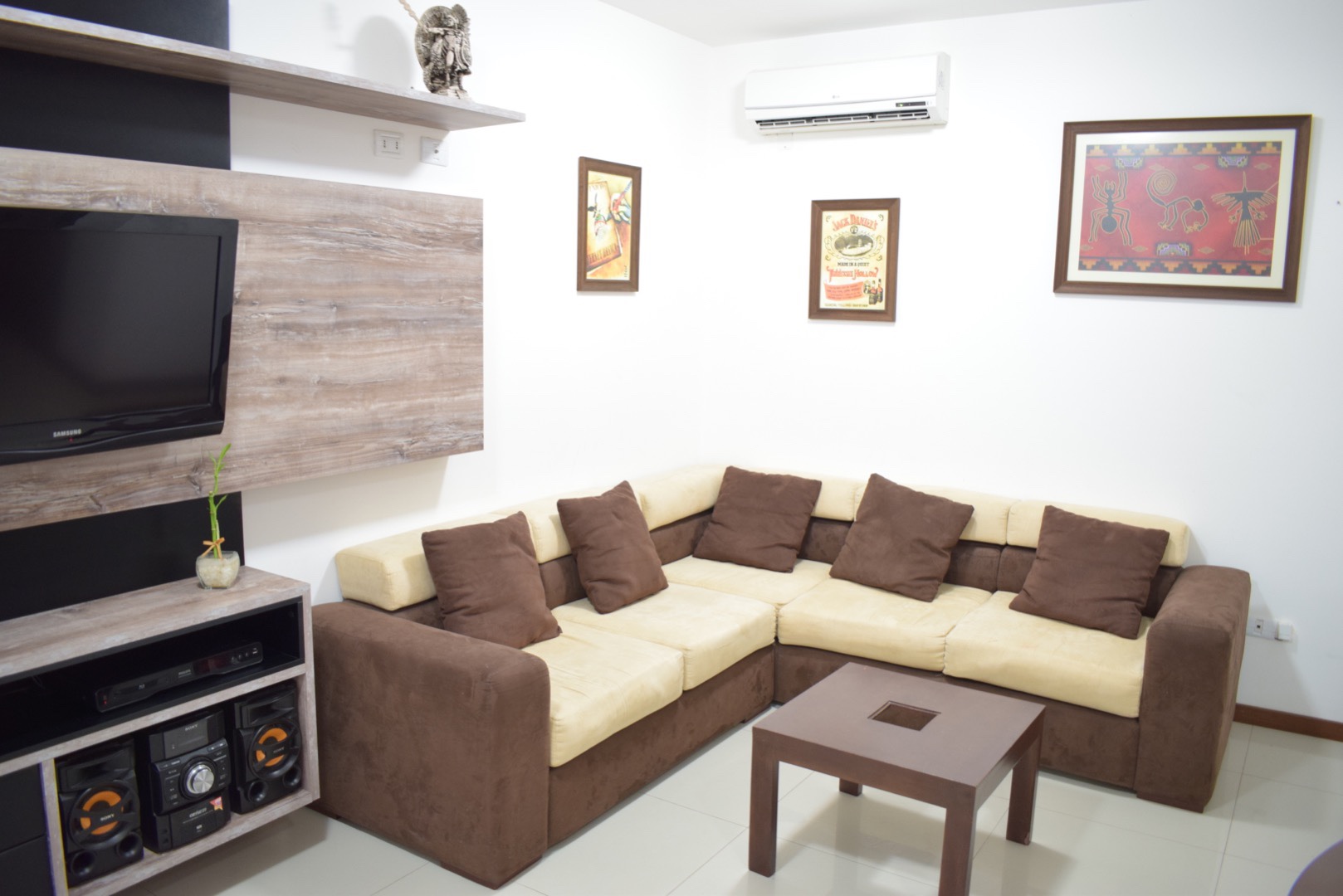 Departamento DEPARTAMENTO 3 DORMITORIOS - CONDOMINIO COSTA BRAVA AV. PIRAÍ 5TO Y 6TO ANILLO Foto 2