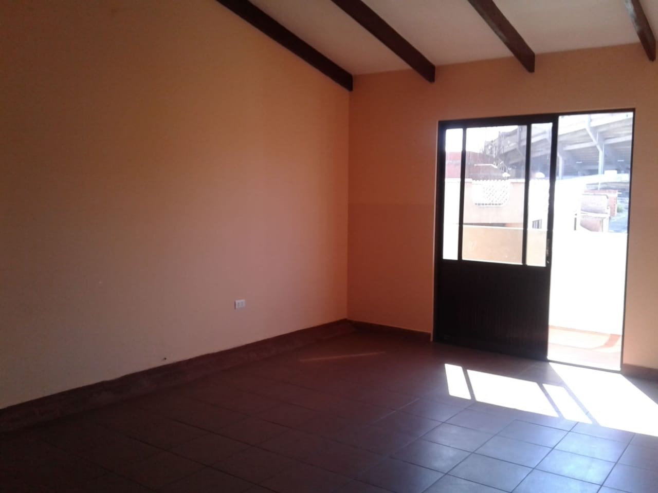 Departamento en AlquilerUbicacion: zona stadium patria, calle German Busch. 3 dormitorios 1 baños  Foto 9