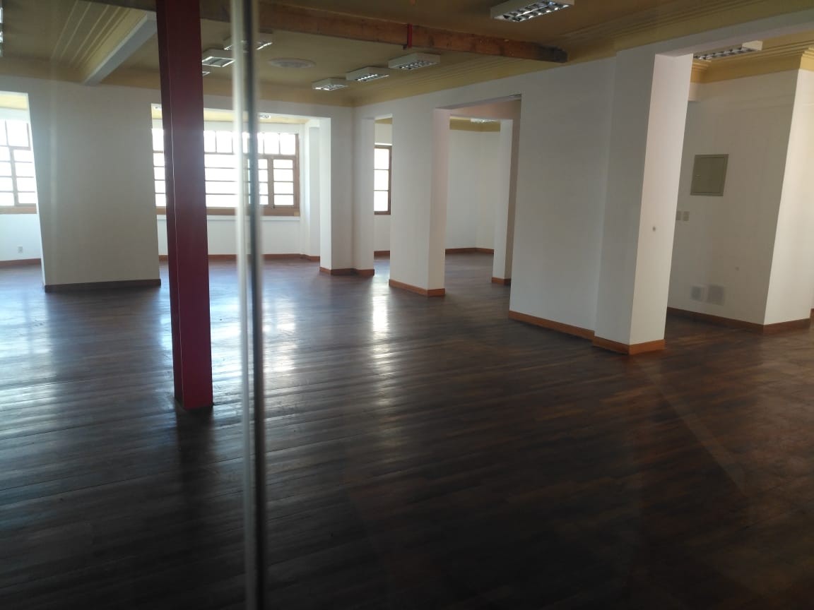 Edificio en VentaEDIFICIO EN VENTA  AV. CAMACHO 13 dormitorios 11 baños  Foto 3