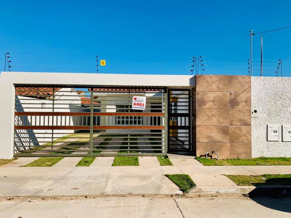 Casa en AlquilerCarretera al Norte Valle Sanchez frente al Aeropuerto Viru Viru 3 dormitorios 3 baños 2 parqueos Foto 1