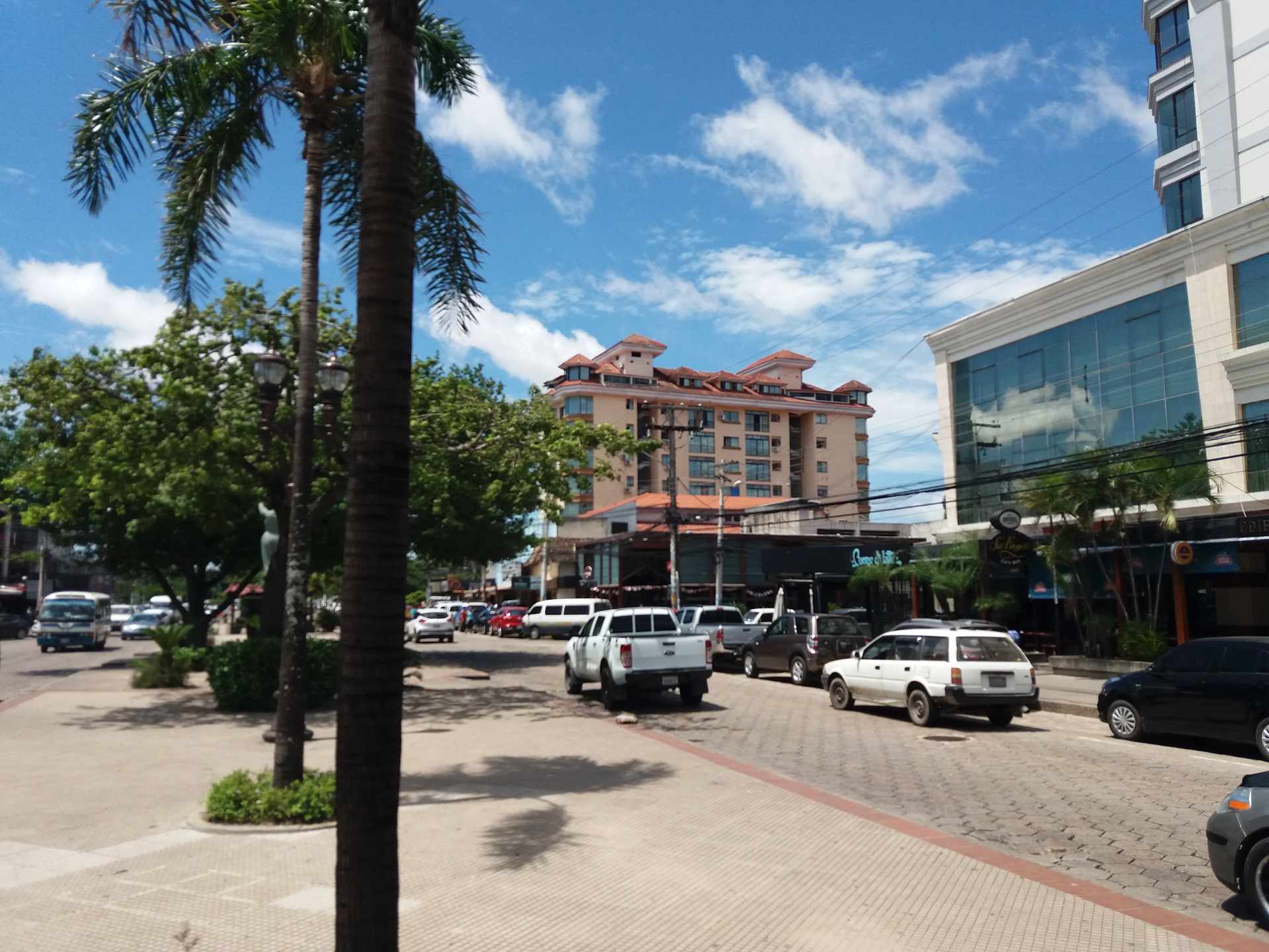 Oficina Ave. Monseñor Rivero #359 Edif. Milenio Foto 15