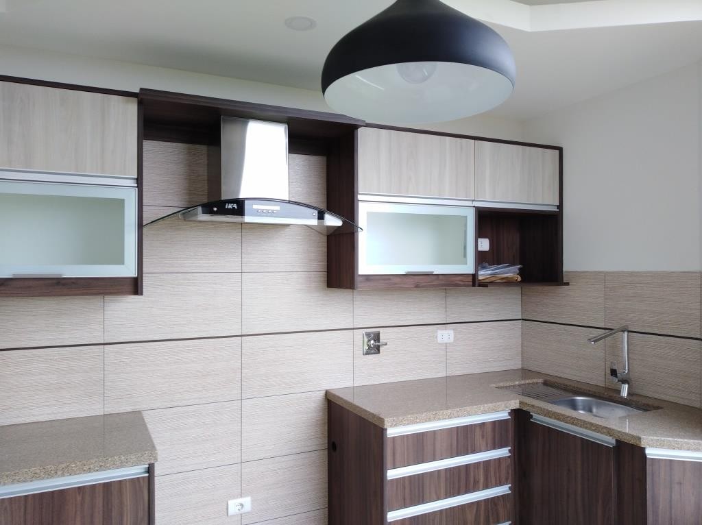 Departamento en AlquilerCONDOMINIO TORRES SOLARIS RADIAL 19 3 dormitorios 2 baños 1 parqueos Foto 13