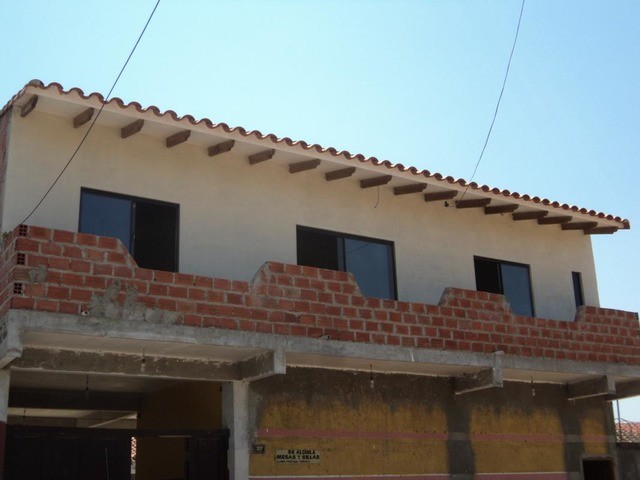 Departamento en AlquilerZona Av. Radial 26 y 5to anillo.
 3 dormitorios 1 baños 1 parqueos Foto 2