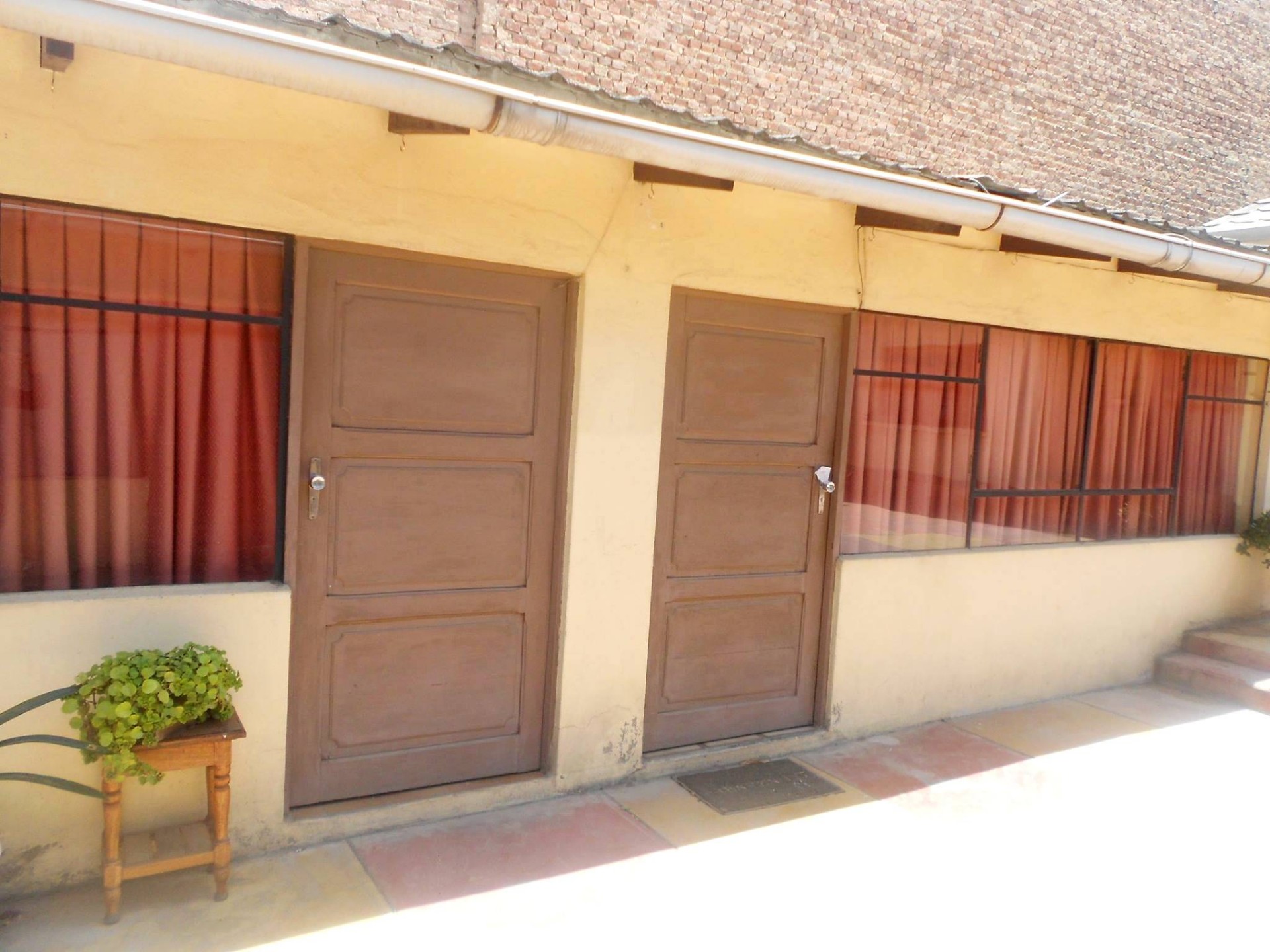 Casa en Las Cuadras en Cochabamba 5 dormitorios 3 baños 10 parqueos Foto 10