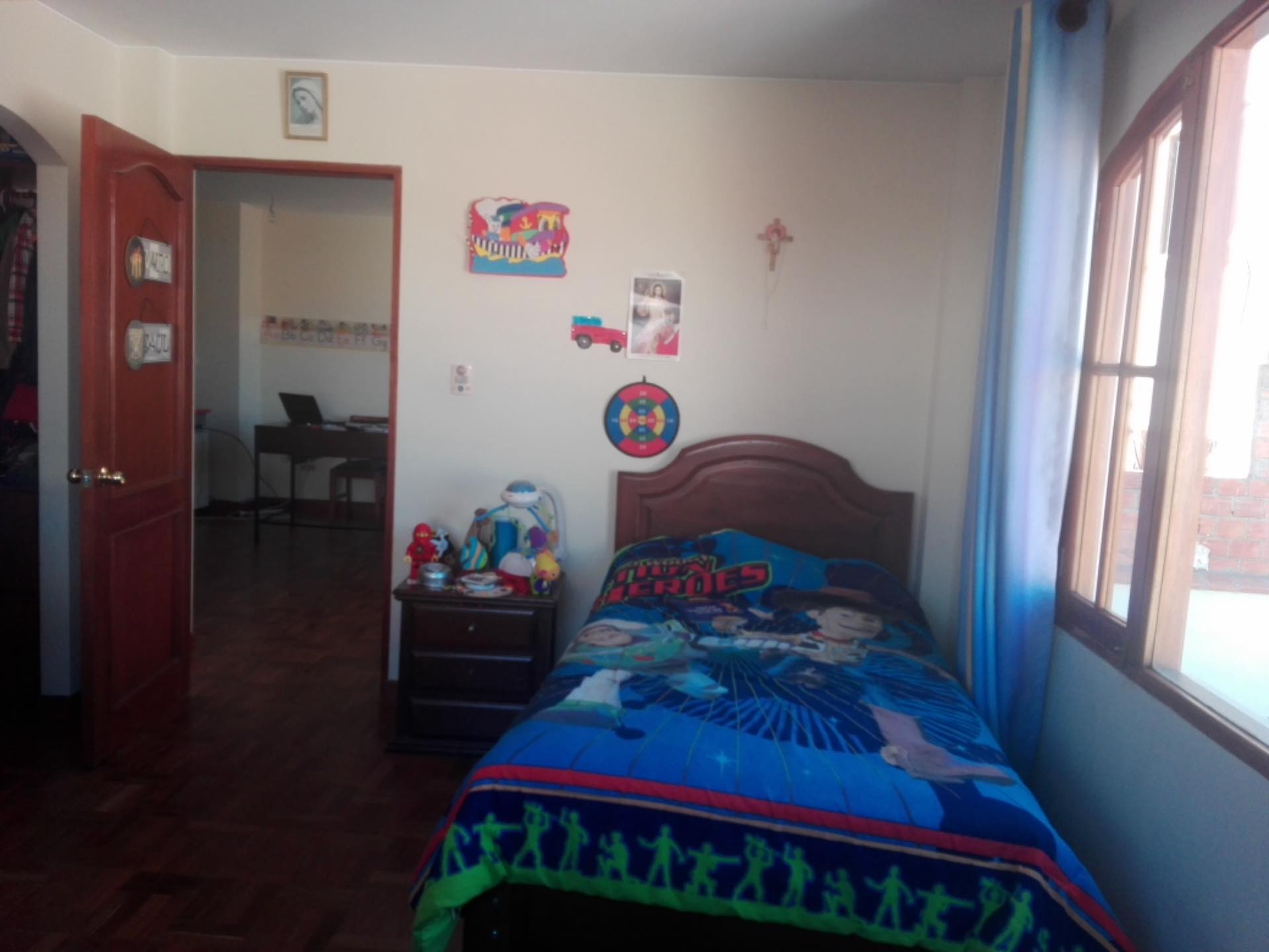 Casa en Irpavi en La Paz 3 dormitorios 5 baños 3 parqueos Foto 7