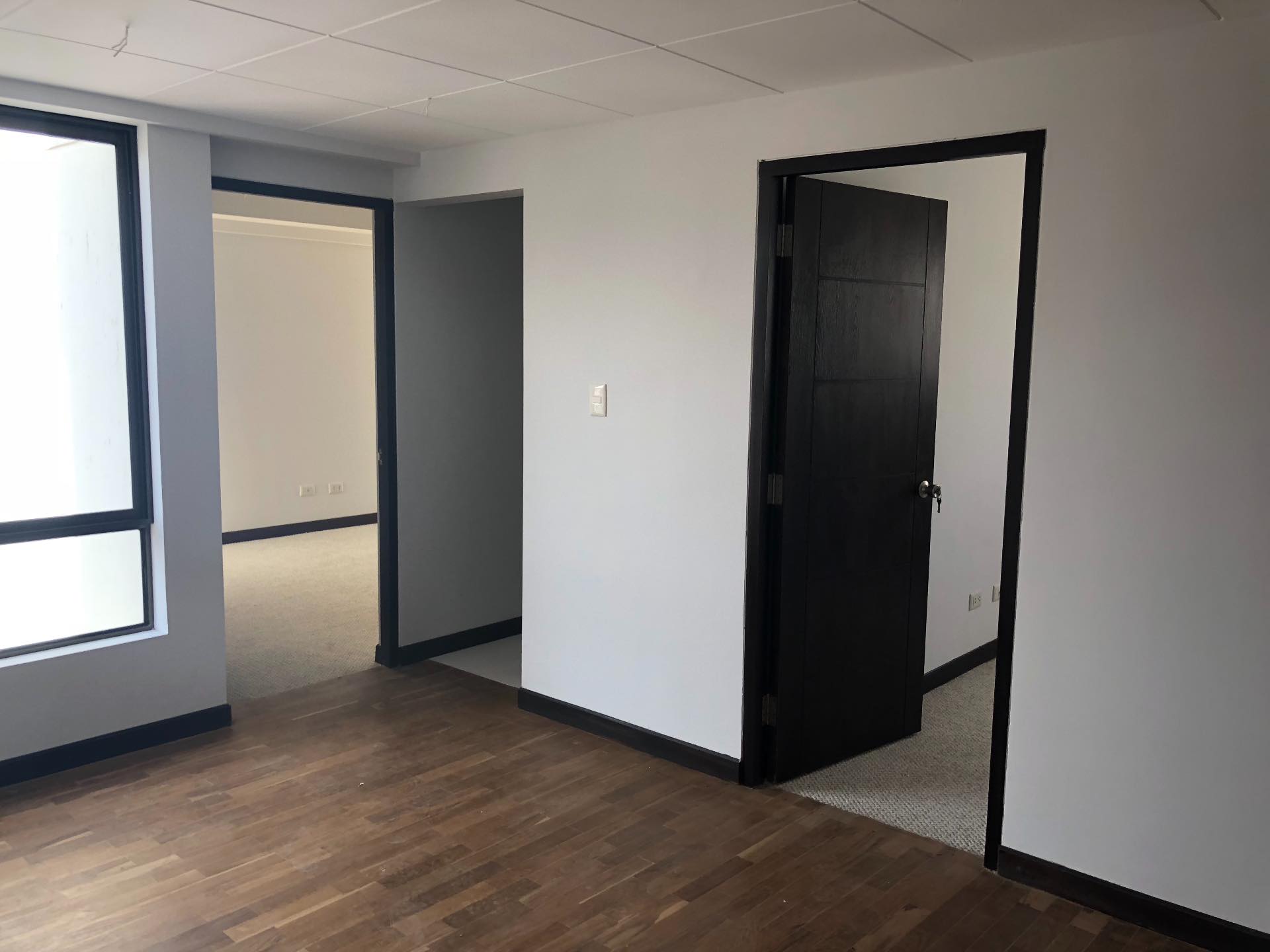 Departamento en Obrajes en La Paz 3 dormitorios 4 baños  Foto 13