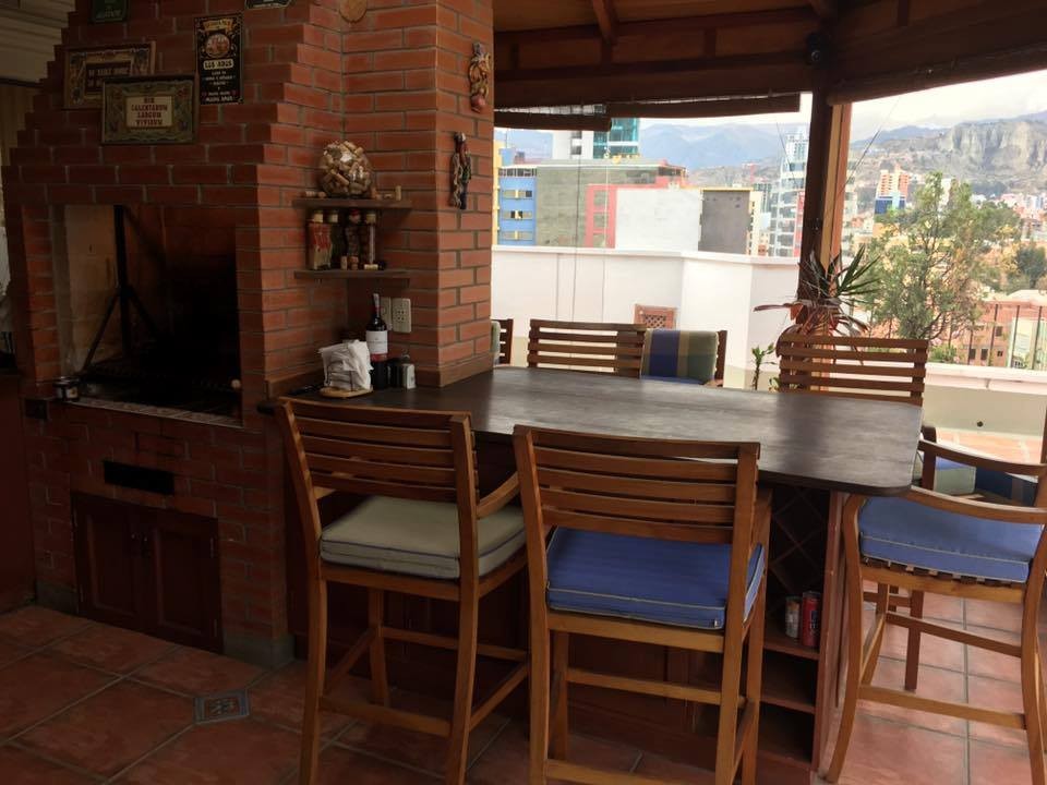Departamento en Auquisamaña en La Paz 4 dormitorios 5 baños 2 parqueos Foto 4