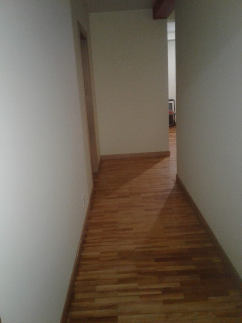 Departamento en VentaCalle Alcoreza, a media cuadra Plaza Alarcón, Zona Alto San Pedro Foto 9