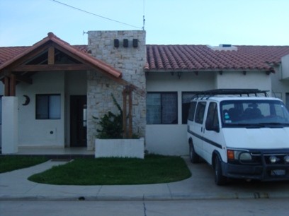 Casa en Carretera Norte en Santa Cruz de la Sierra 3 dormitorios 2 baños 1 parqueos Foto 1