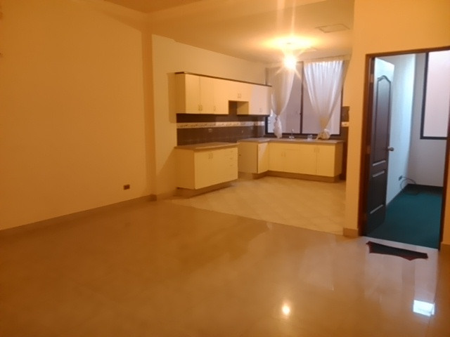 En Alquiler a $us 200 Foto 5