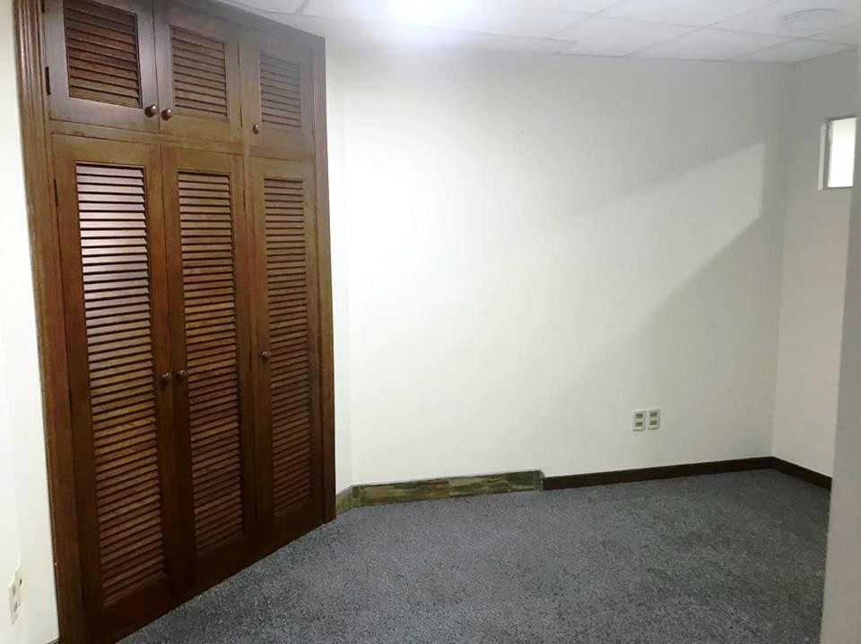 Oficina en AlquilerOFICINA EN ALQUILER - San Miguel 3 dormitorios 2 baños  Foto 3