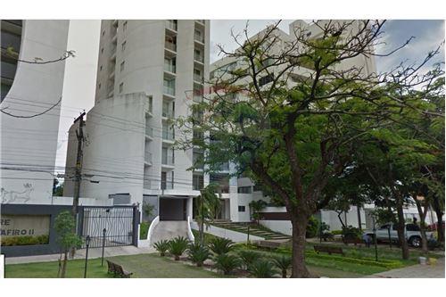 Departamento en Entre 1er y 2do anillo Sur en Santa Cruz de la Sierra 7 dormitorios 2 baños 1 parqueos Foto 1