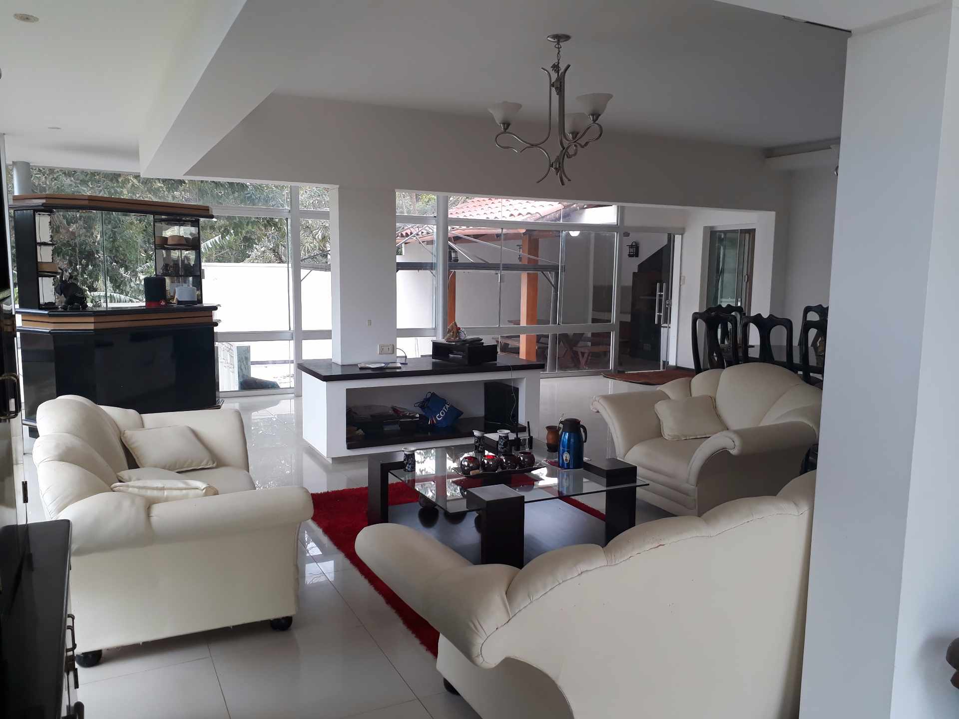 Casa en Urubó en Santa Cruz de la Sierra 5 dormitorios 5 baños 2 parqueos Foto 6