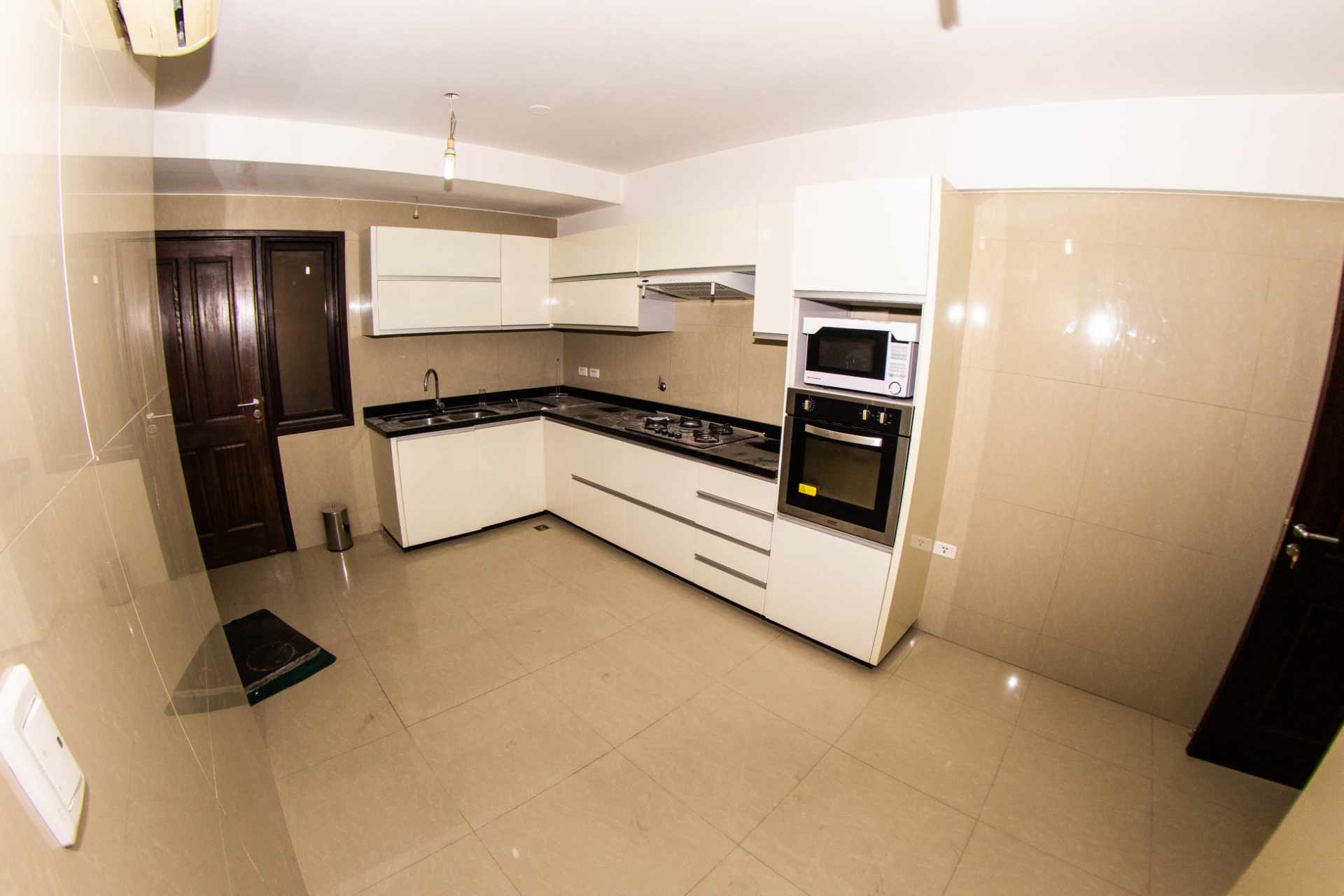 Departamento en VentaAv. Beni 4°anillo. Condominio Jade Foto 9