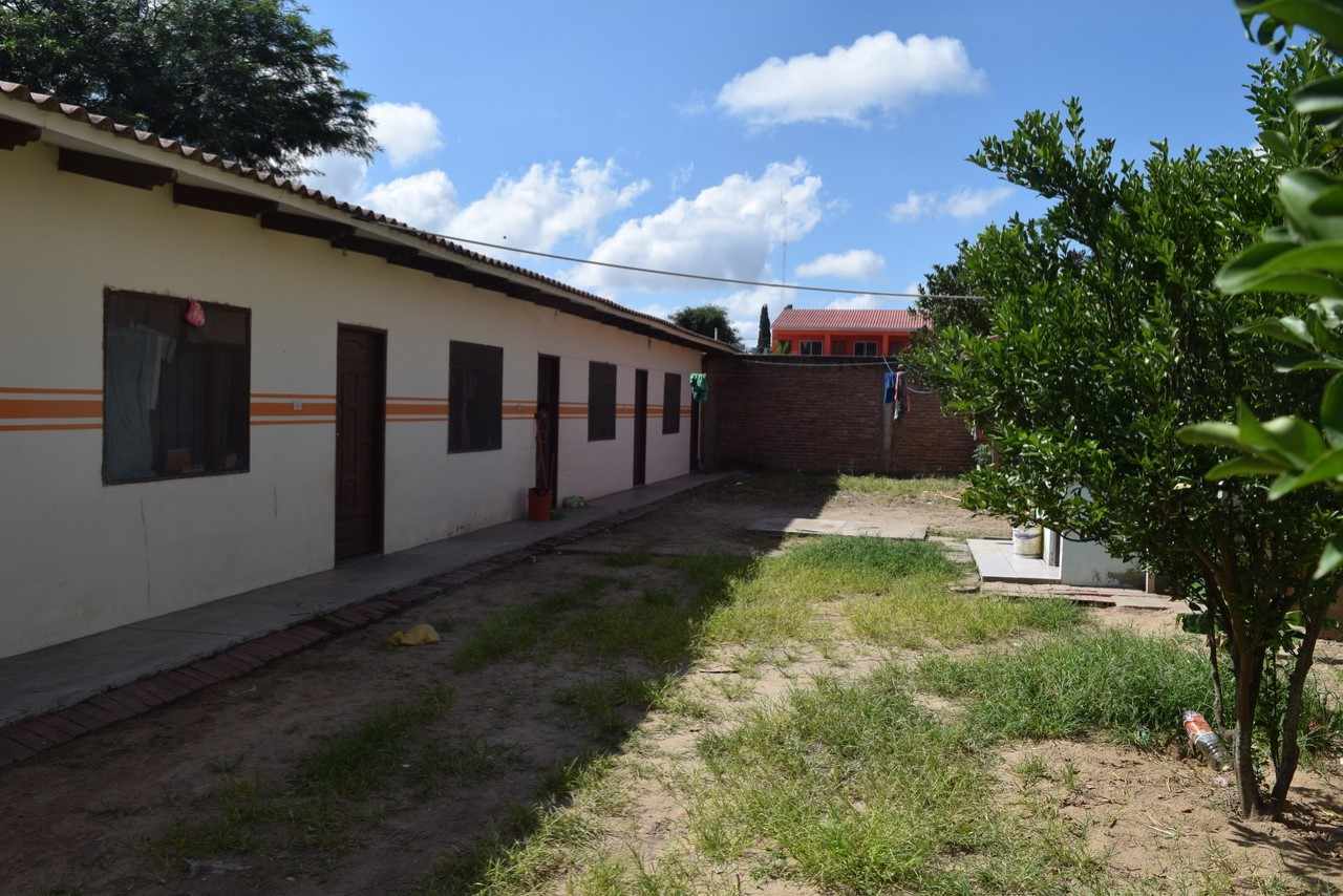 Casa en VentaKm.6 Doble Vía La Guardia a 1 cuadra del Colegio Santa Cruz Christian Learning Center 6 dormitorios 2 baños 3 parqueos Foto 2