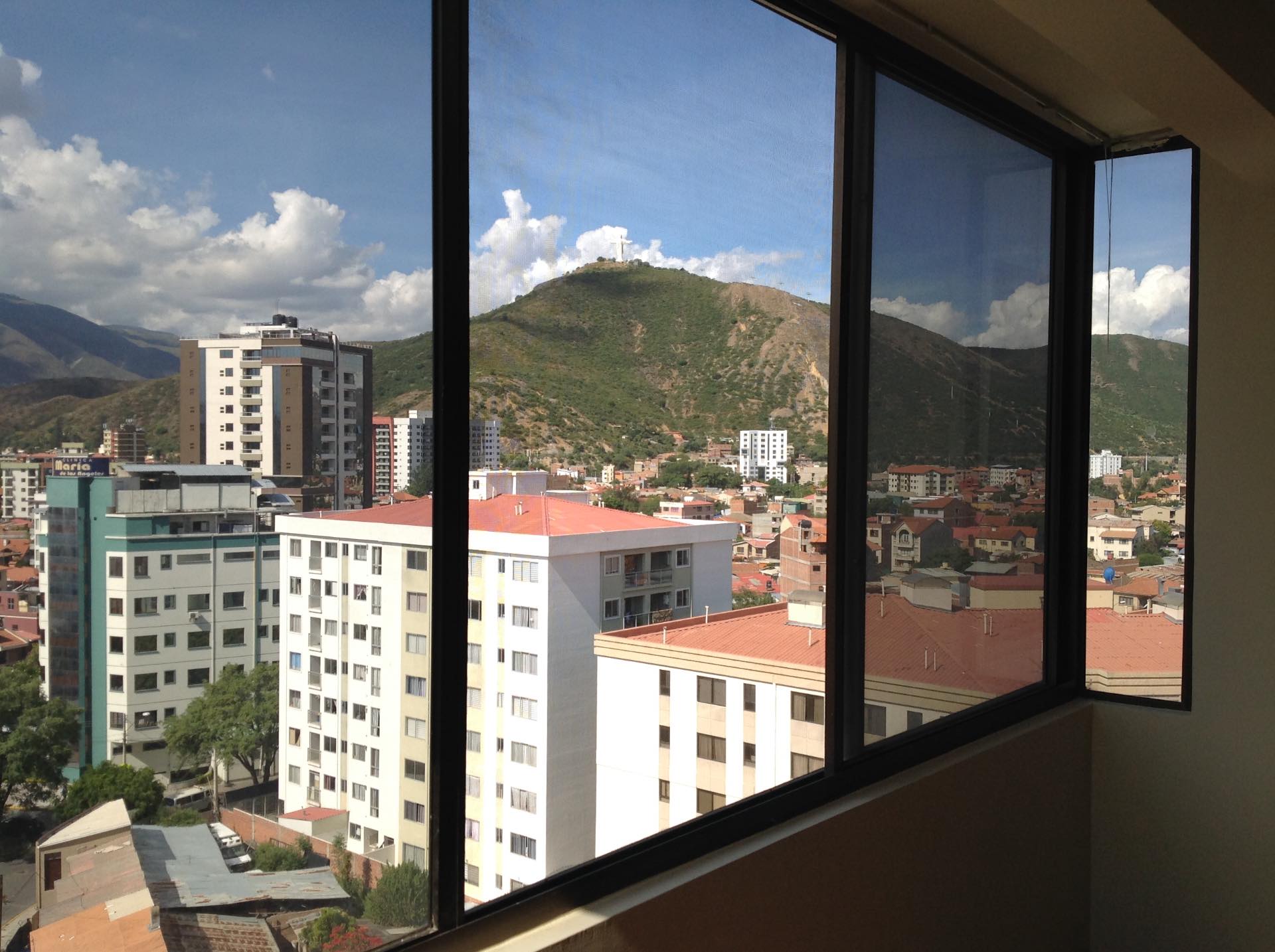 Departamento en Muyurina en Cochabamba 3 dormitorios 3 baños 1 parqueos Foto 7