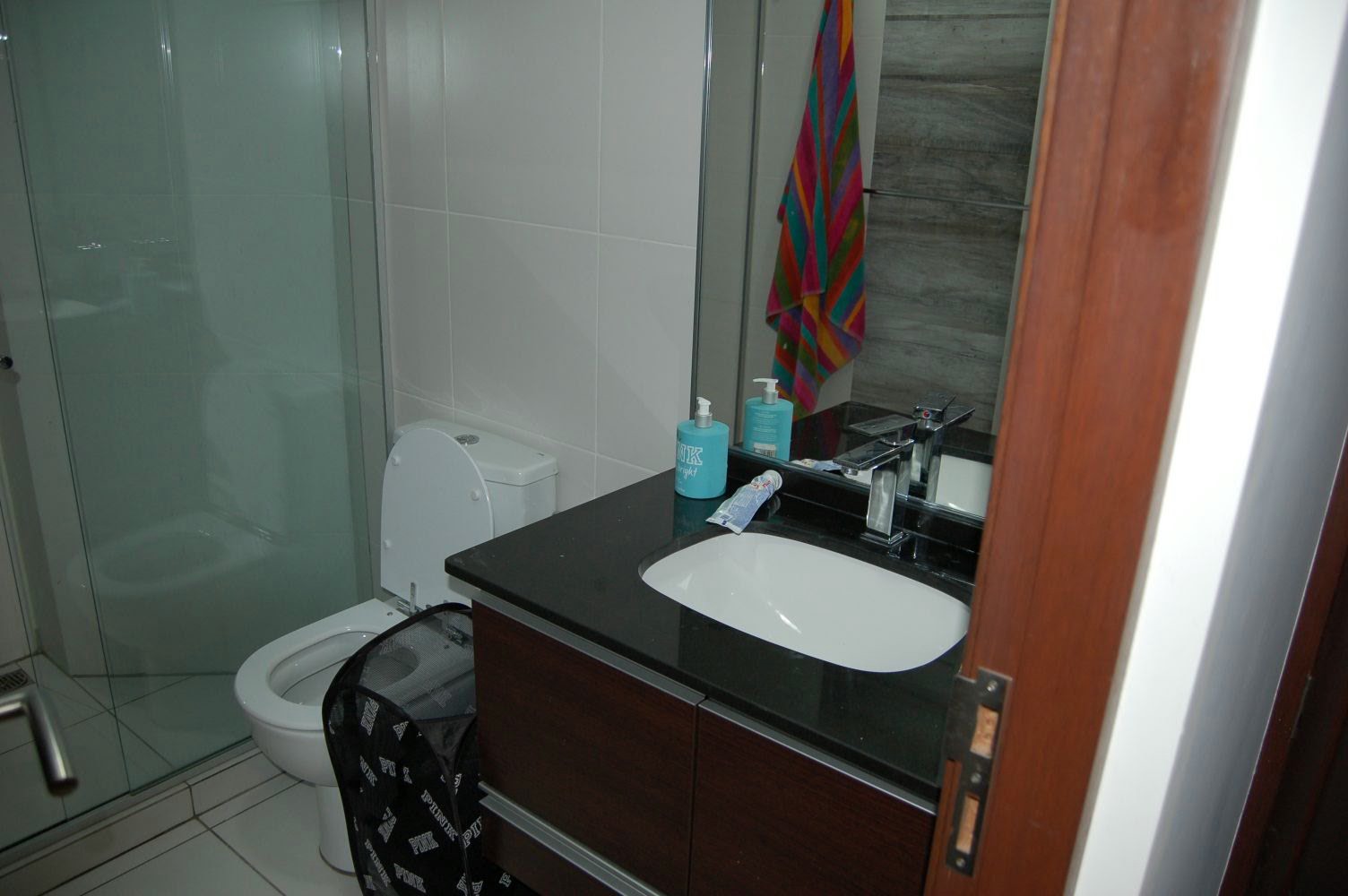 Departamento en Aranjuez en Cochabamba 4 dormitorios 6 baños 1 parqueos Foto 3