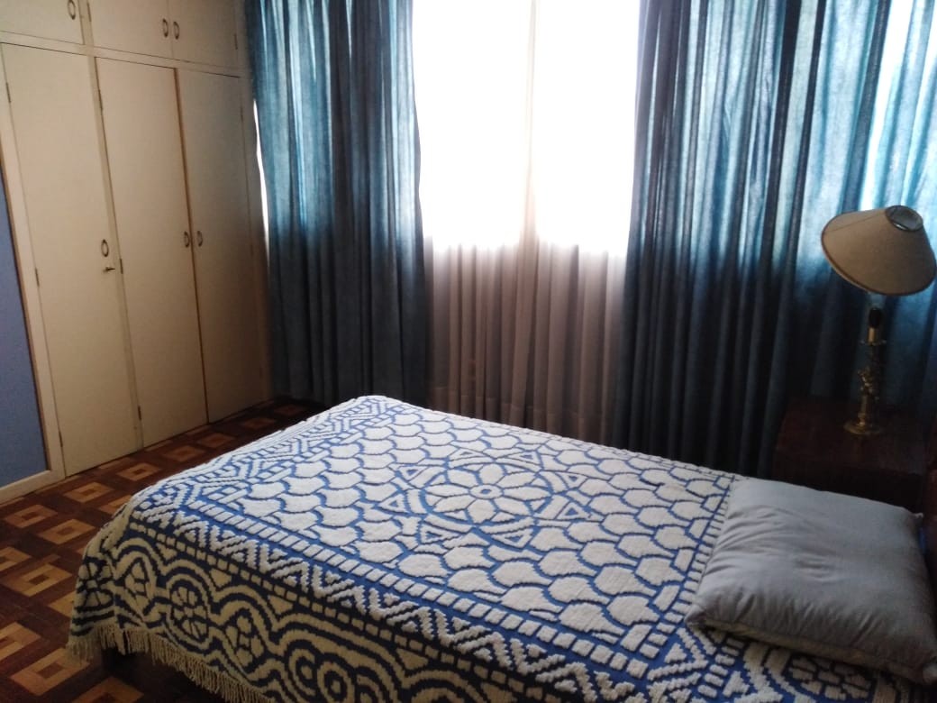 Departamento en San Jorge en La Paz 2 dormitorios 2 baños  Foto 4
