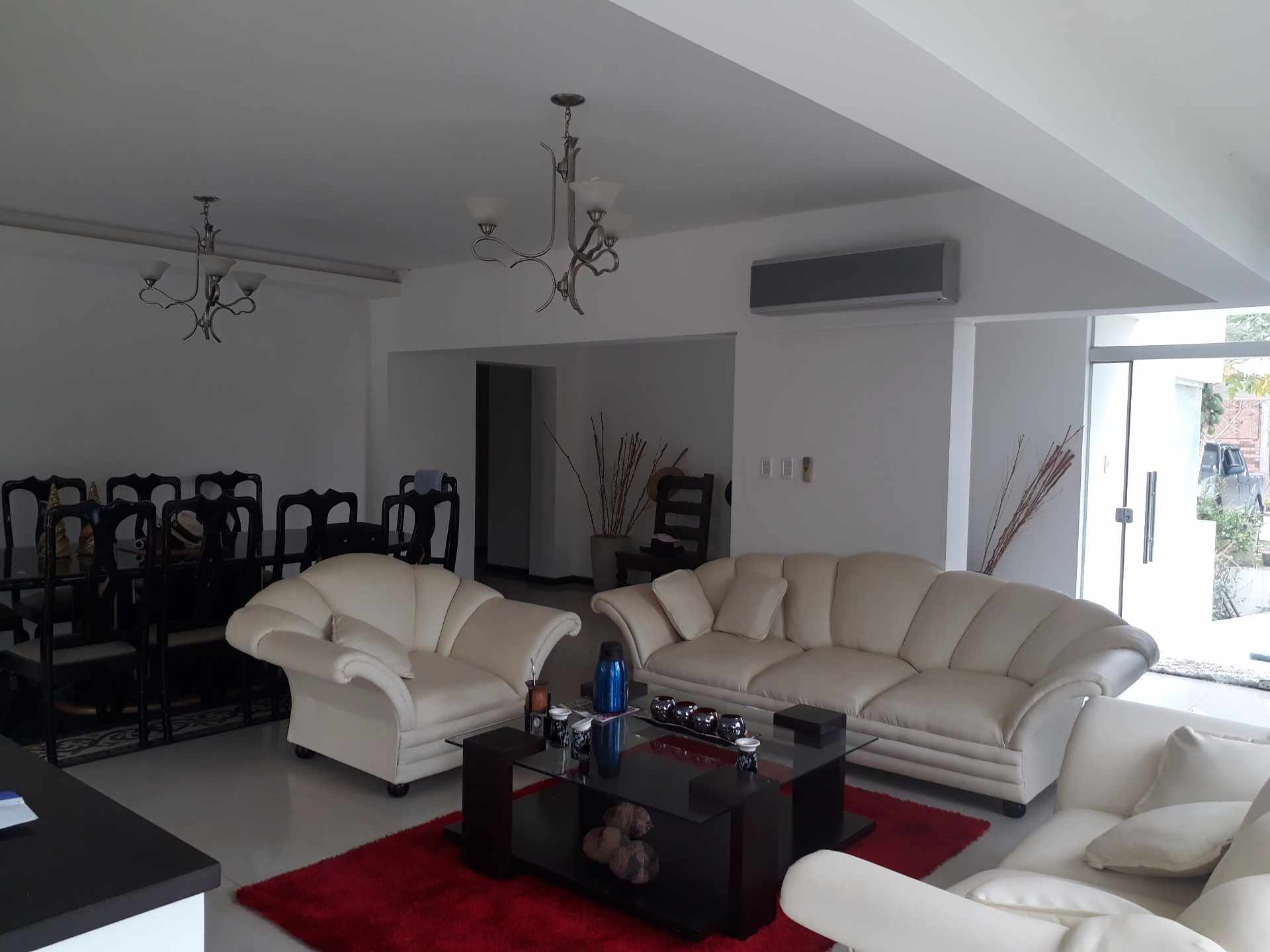 Casa en Urubó en Santa Cruz de la Sierra 5 dormitorios 5 baños 2 parqueos Foto 5