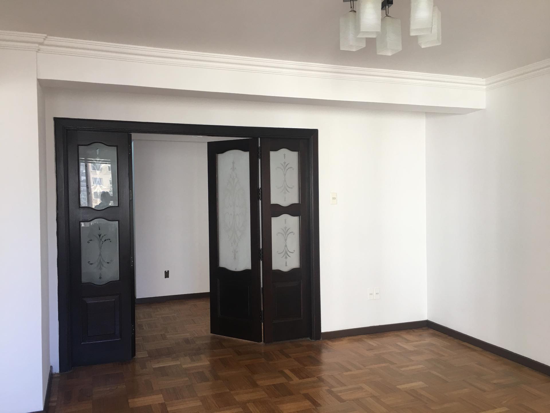 Departamento en Sopocachi en La Paz 4 dormitorios 4 baños  Foto 6