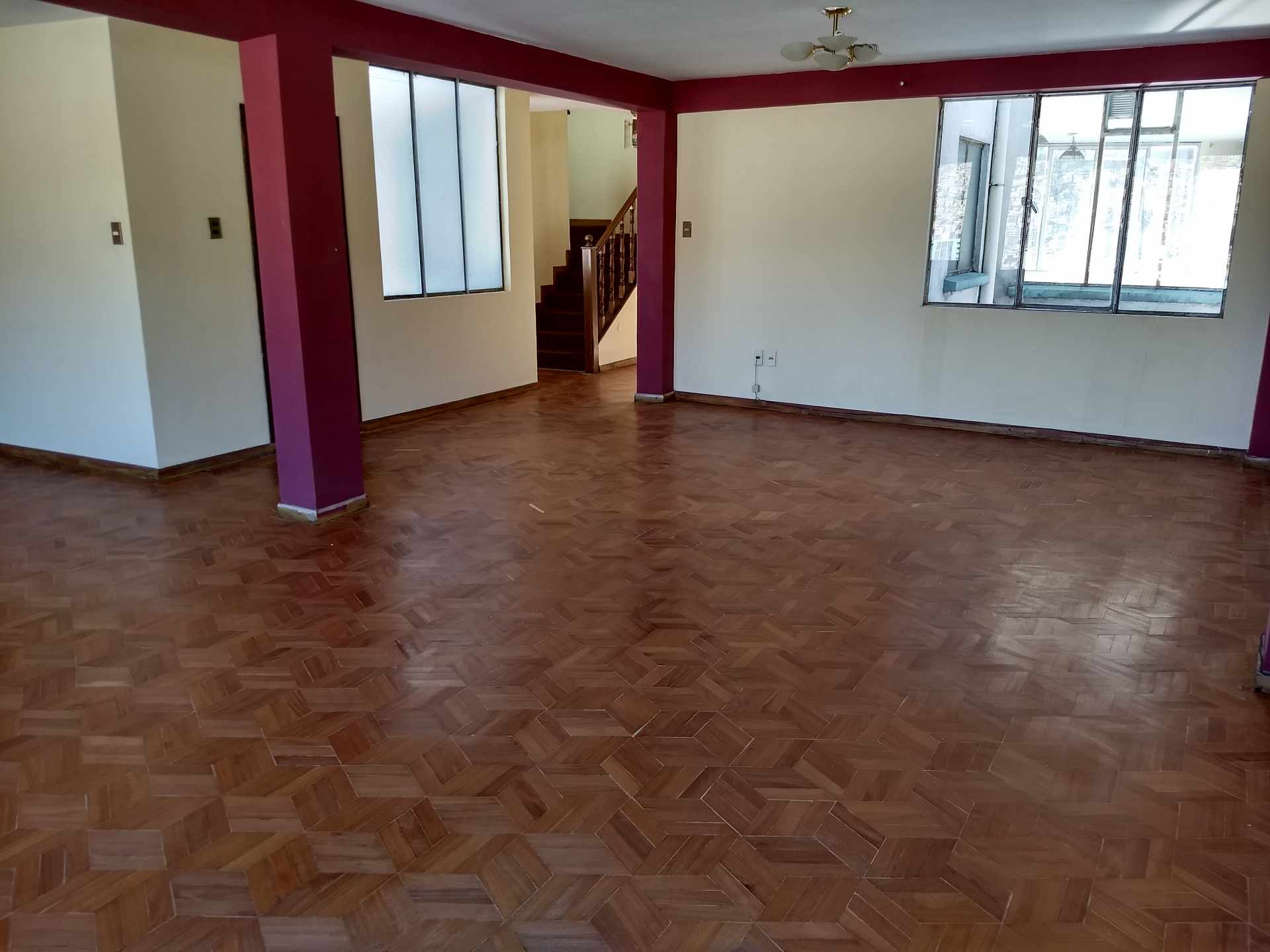 Departamento Av Tejada Sorzano #1301 esq. San Salvador Foto 8