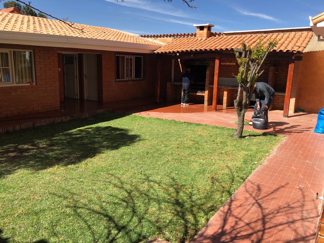 Casa en Alto Irpavi en La Paz 3 dormitorios 3 baños 3 parqueos Foto 2