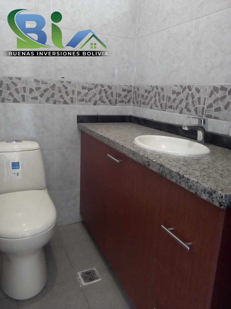 Departamento en La Chimba en Cochabamba 3 dormitorios 3 baños 1 parqueos Foto 10