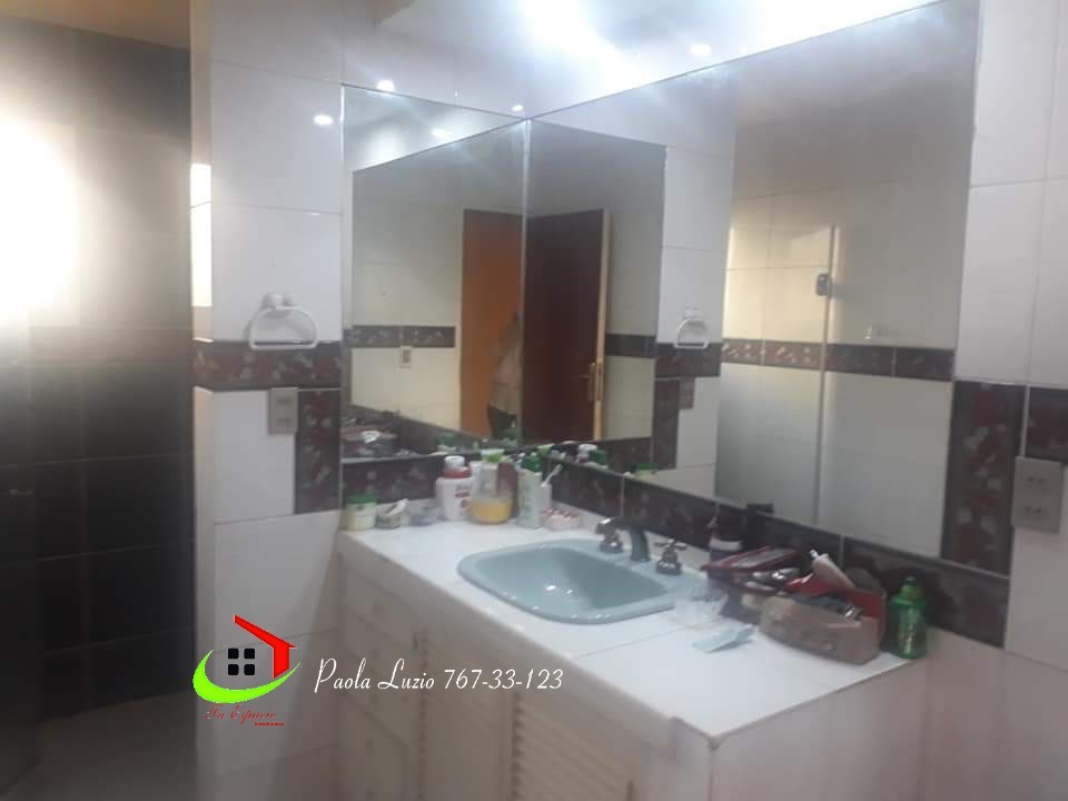 Casa en Auquisamaña en La Paz 4 dormitorios 6 baños 2 parqueos Foto 8