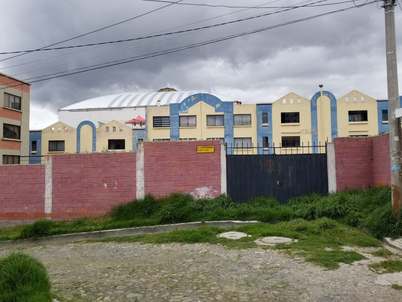 Terreno Calle 35 de Cota Cota detras del Diverland Park Foto 4