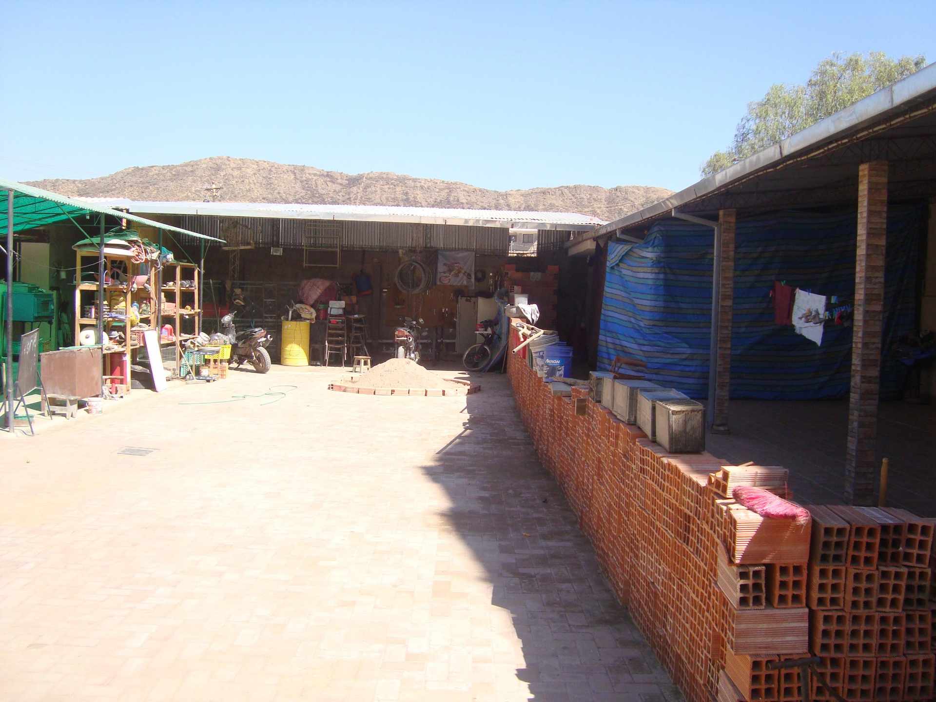 Casa en Pacata en Cochabamba 5 dormitorios 3 baños 4 parqueos Foto 10